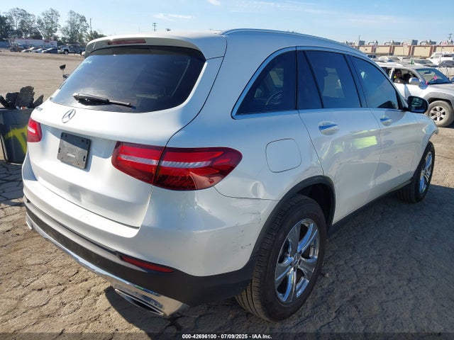 WDC0G4JB6HF259615 Mercedes-Benz m274