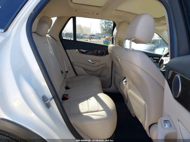 WDC0G4JB6HF259615 Mercedes-Benz m274