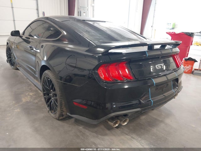 Ford 5.0l 4v premium fuel 2018 1FA6P8CF7J5137452 Image 3