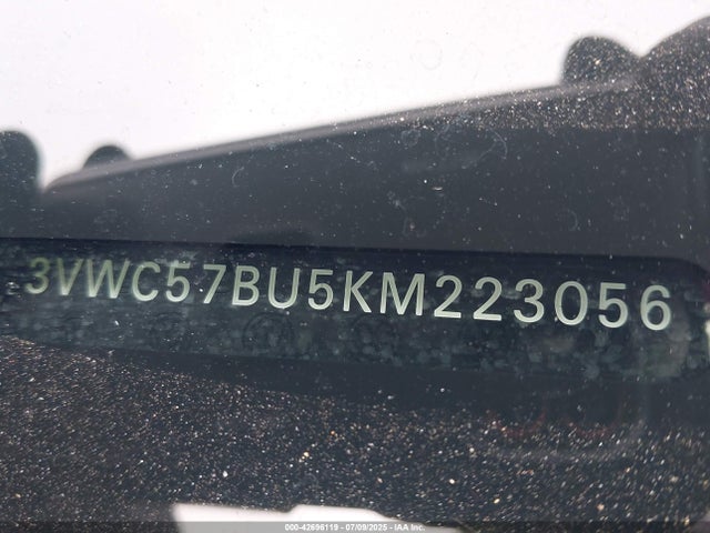 3VWC57BU5KM223056 Volkswagen 1.4 tsi