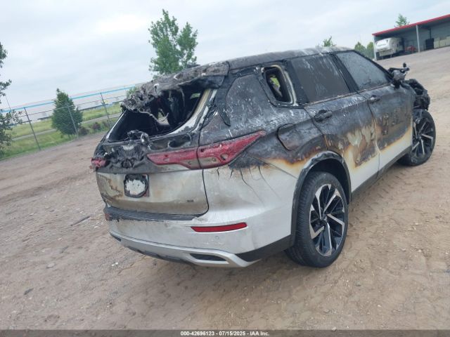 2024 MITSUBISHI OUTLANDER JA4J4VA87RZ087702 Photo 3