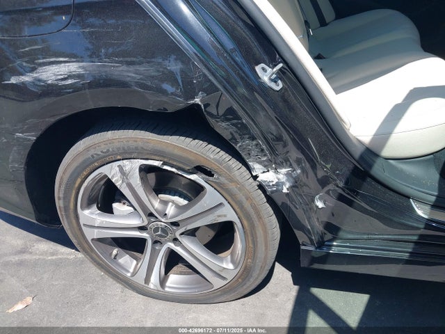 WDDZF4JB3KA595751 Mercedes-Benz m274