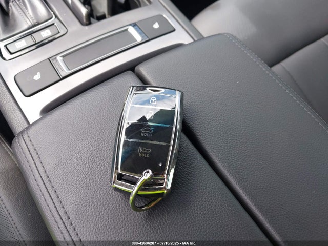 KMHGN4JE6JU263925 Genesis G80