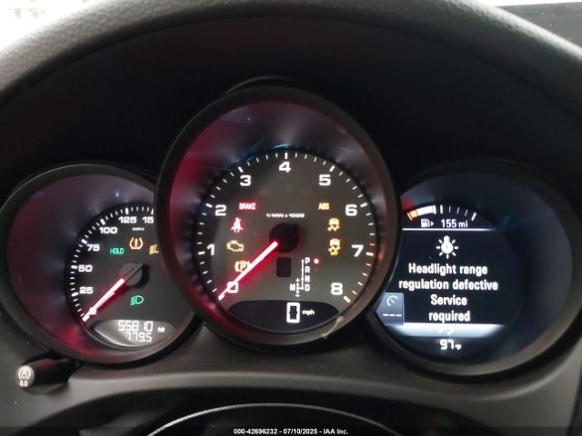 2019 PORSCHE MACAN WP1AB2A56KLB34273 Photo 6