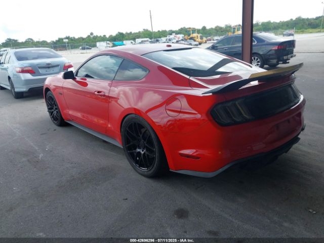 2019 FORD MUSTANG 1FA6P8CF4K5124935 Photo 2