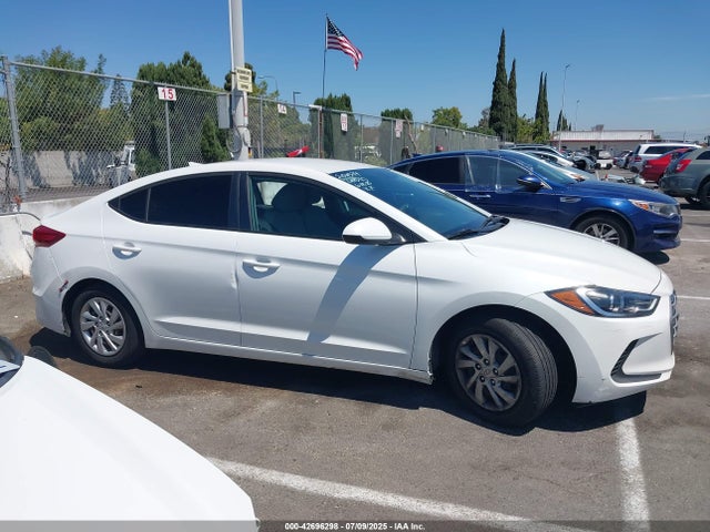Hyundai Elantra 2017 5NPD74LF4HH061077 Image 12