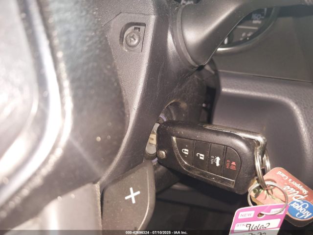 2020 TOYOTA CAMRY 4T1G11AK0LU957741 Photo 10