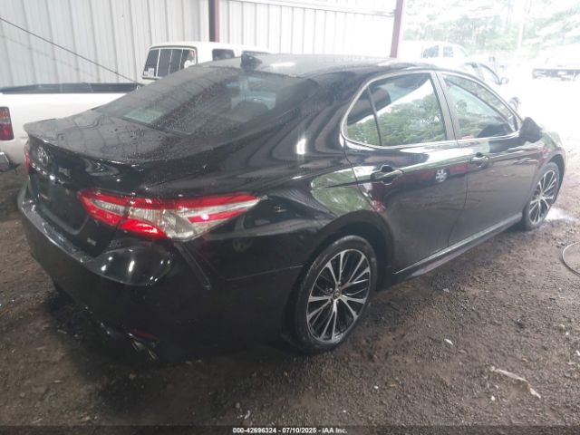2020 TOYOTA CAMRY 4T1G11AK0LU957741 Photo 3