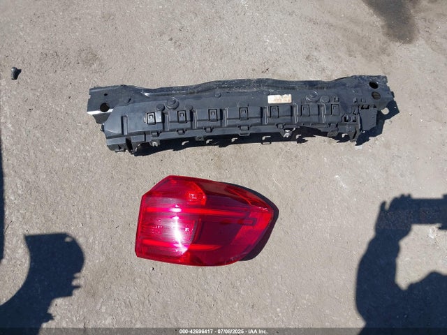 5UXTR7C52KLF37524 BMW 2019