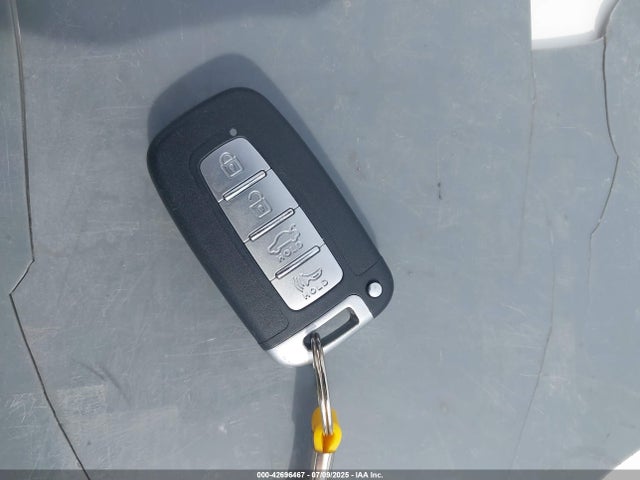 Продажа на аукционе авто 2011 Kia Soul +, vin: KNDJT2A25B7725921, номер лота: 42696467
