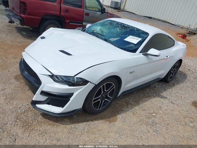Ford tivct 2019 1FA6P8CF0K5186381 Image 2