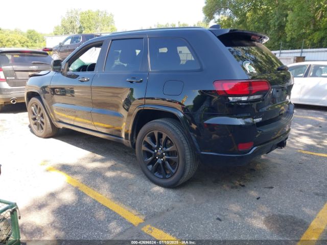 2019 JEEP GRAND CHEROKEE 1C4RJFAGXKC694765 Photo 2