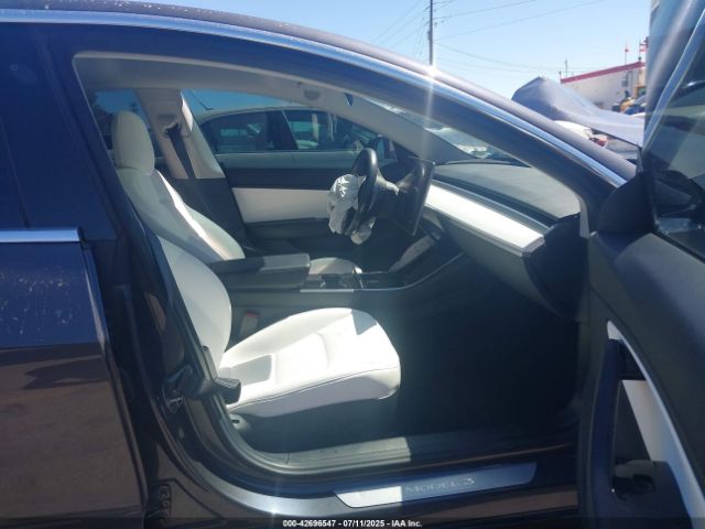 2018 TESLA MODEL 3 5YJ3E1EB1JF097226 Photo 4