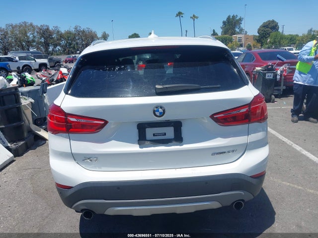 WBXHU7C3XJ3H43969 BMW X1