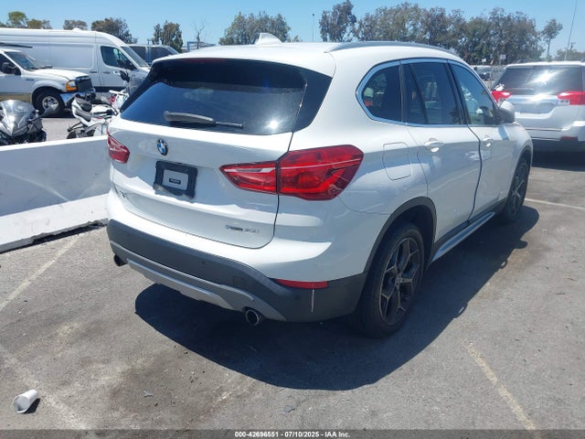 WBXHU7C3XJ3H43969 BMW X1