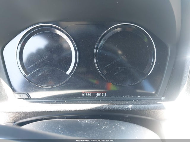 WBXHU7C3XJ3H43969 BMW X1