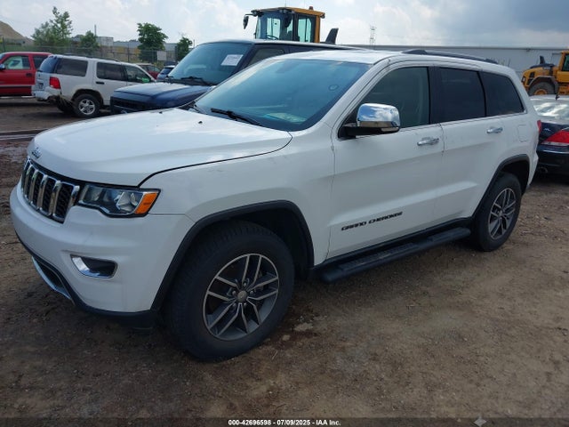 1C4RJFBG2HC942076 Jeep Grand Cherokee
