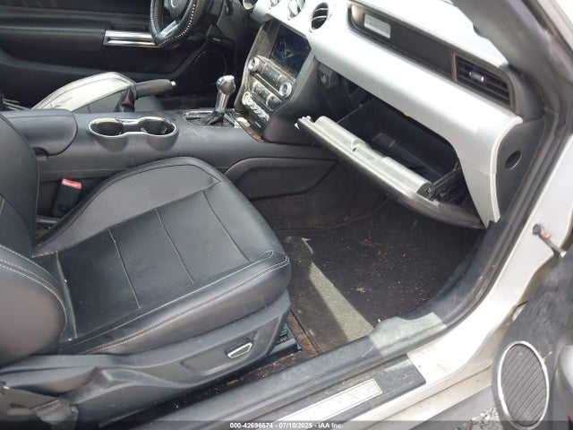 1FATP8UH9G5295934 Ford Mustang
