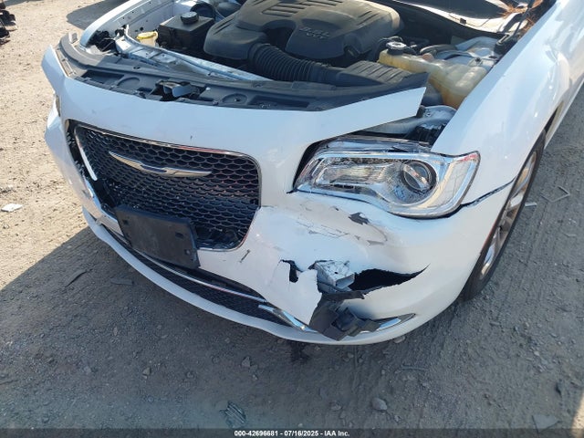 Chrysler 300 2016 2C3CCAKG1GH111526 Image 6