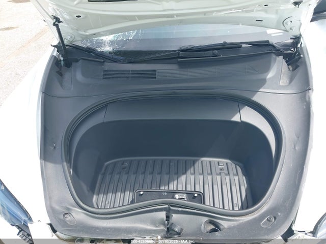 2024 TESLA MODEL 3 5YJ3E1EA9RF727223 Photo 9