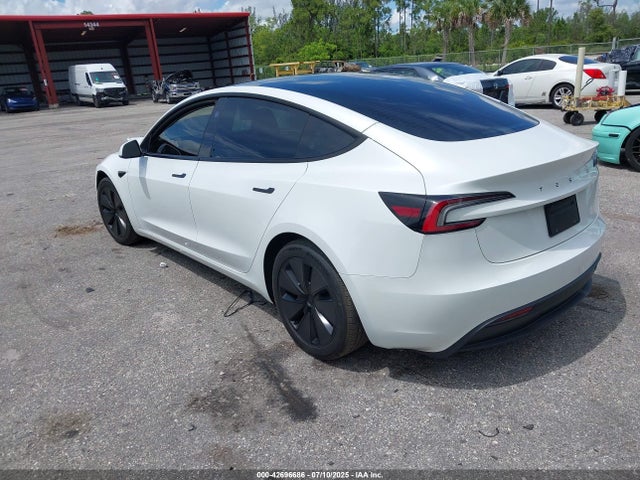 2024 TESLA MODEL 3 5YJ3E1EA9RF727223 Photo 2