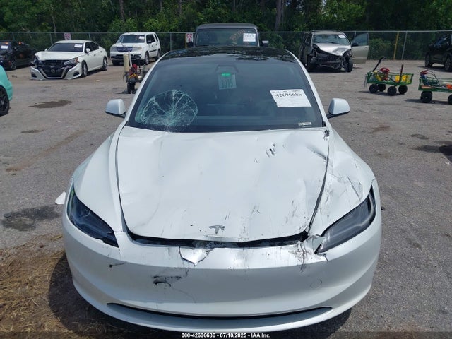 2024 TESLA MODEL 3 5YJ3E1EA9RF727223 Photo 5