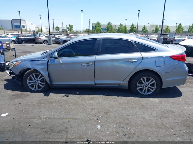 5NPE24AF5HH567443 Hyundai 2017