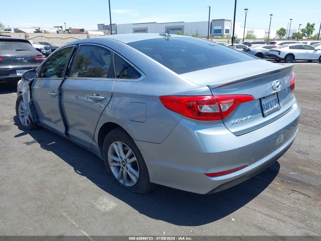 5NPE24AF5HH567443 Hyundai 2017