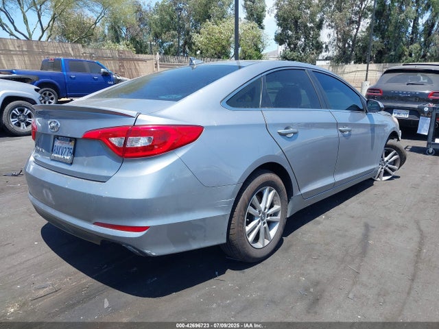 5NPE24AF5HH567443 Hyundai 2017