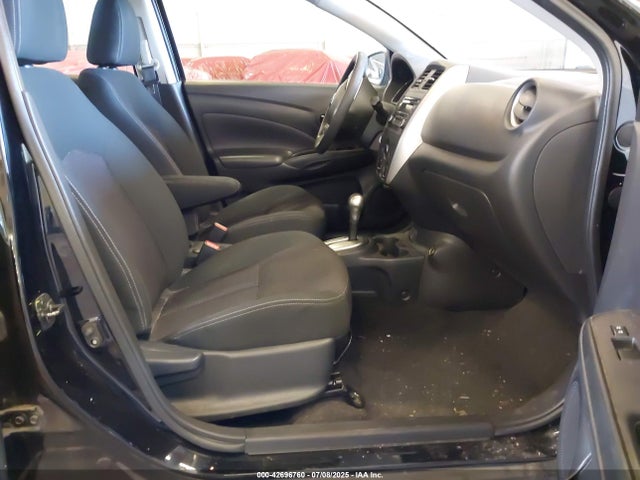 3N1CN7AP9JL813315 Nissan 2018