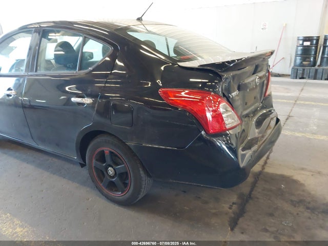 3N1CN7AP9JL813315 Nissan 2018