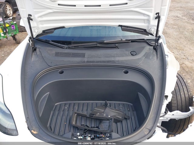 2023 TESLA MODEL 3 5YJ3E1EA9PF656036 Photo 9