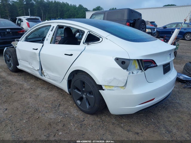 2023 TESLA MODEL 3 5YJ3E1EA9PF656036 Photo 2
