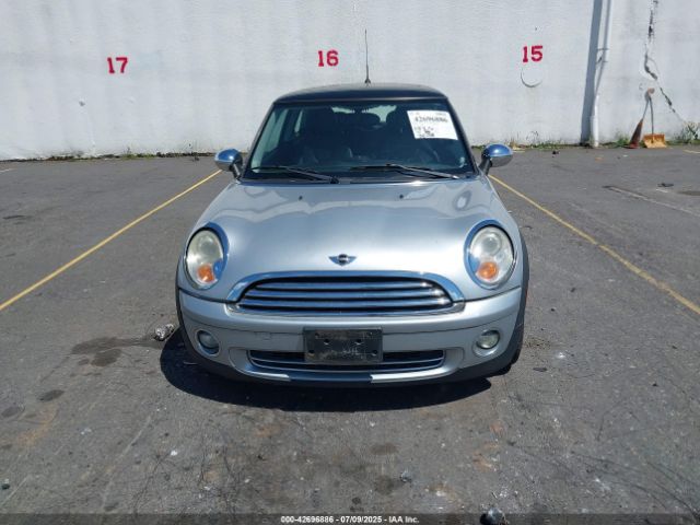 2009 MINI COOPER WMWMF335X9TU71767 Photo 5