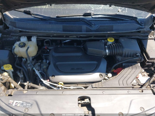 Chrysler 2022 2022 2C4RC1BG5NR191409 Image 10
