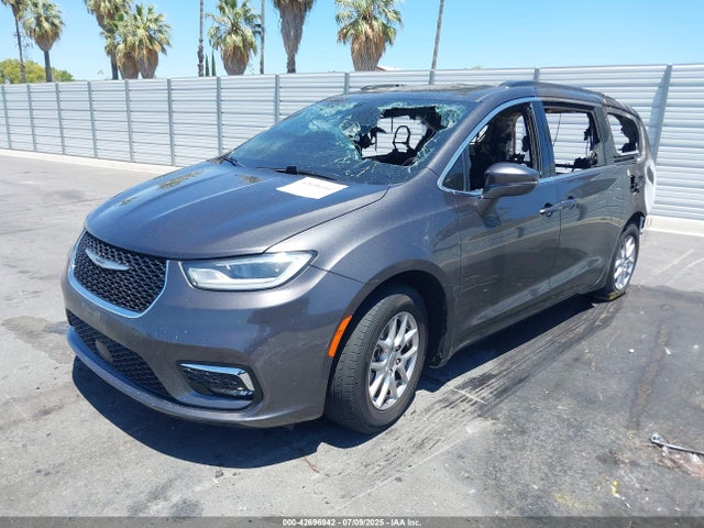 Chrysler 2022 2022 2C4RC1BG5NR191409 Image 2