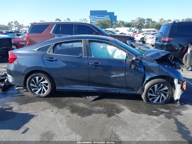 2HGFC2F77HH532565 Honda CIVIC EX