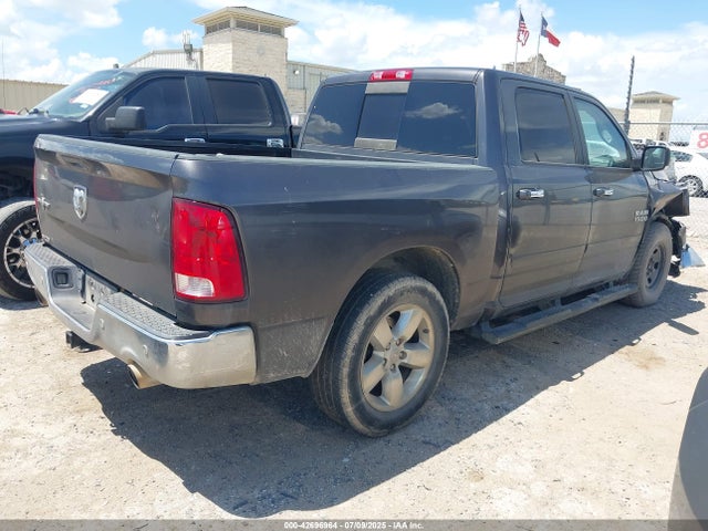 RAM 1500 2016 3C6RR6LT4GG301051 Image 4