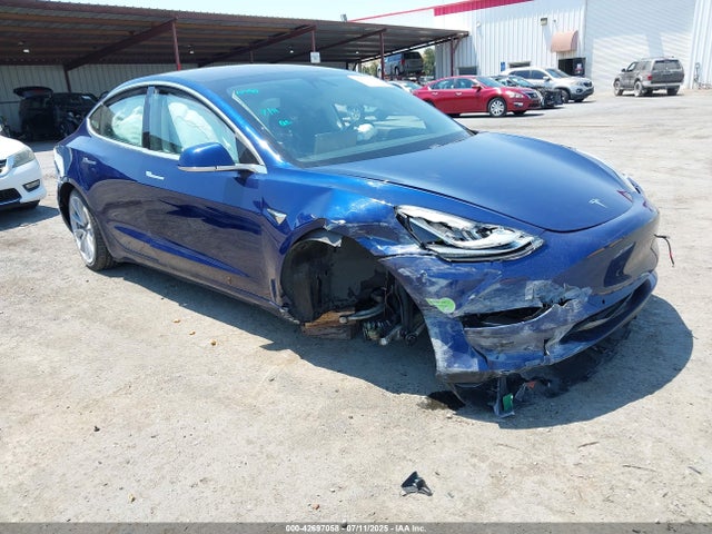 2018 TESLA MODEL 3 5YJ3E1EB8JF187375 Photo 0