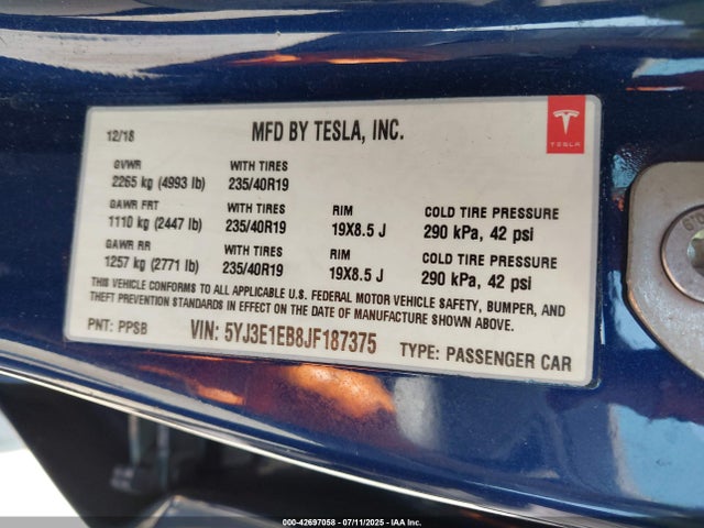 2018 TESLA MODEL 3 5YJ3E1EB8JF187375 Photo 8