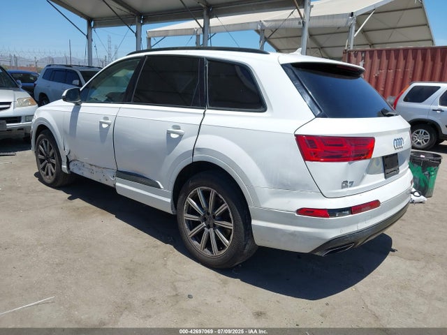 2018 AUDI Q7 WA1LHAF77JD013820 Photo 2