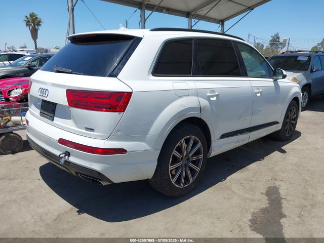 2018 AUDI Q7 WA1LHAF77JD013820 Photo 3