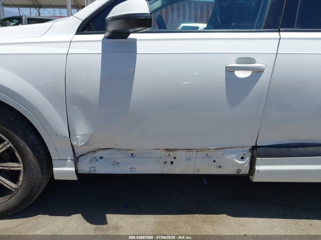 2018 AUDI Q7 WA1LHAF77JD013820 Photo 5