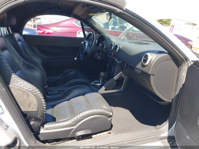 2005 AUDI TT TRUUF28N551003303 Photo 4