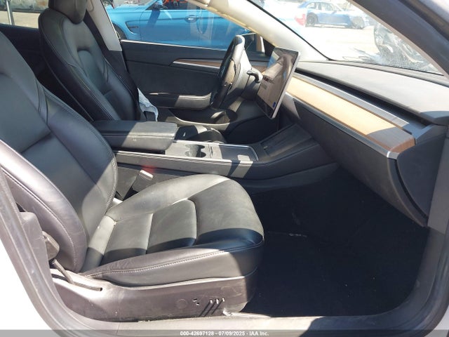 2022 TESLA MODEL 3 5YJ3E1EA6NF116012 Photo 4
