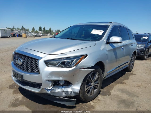 5N1AL0MM4GC509635 Infiniti 2016