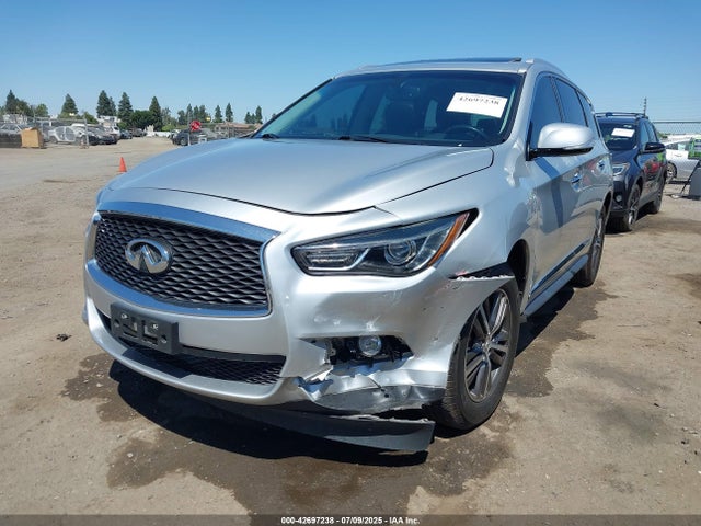 5N1AL0MM4GC509635 Infiniti 2016