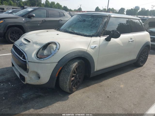 2017 MINI HARDTOP WMWXP7C32H3C61911 Photo 1