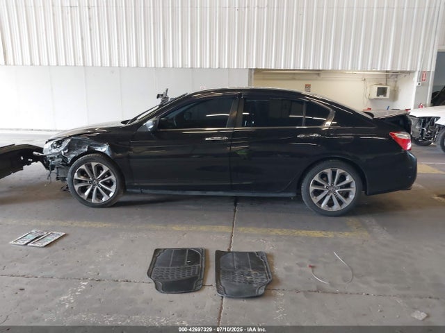 Honda k24w1 2014 1HGCR2F51EA045257 Image 15