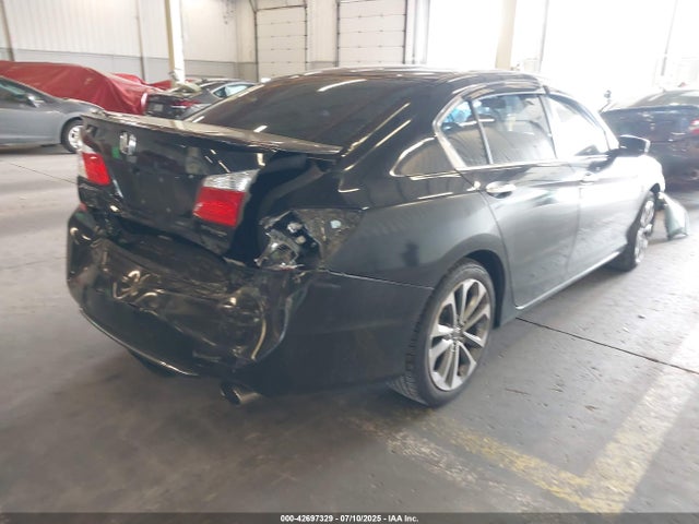 Honda k24w1 2014 1HGCR2F51EA045257 Image 4